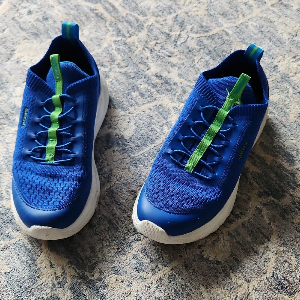 Geox Blue and Green Sneakers Lightweight Athletic Design